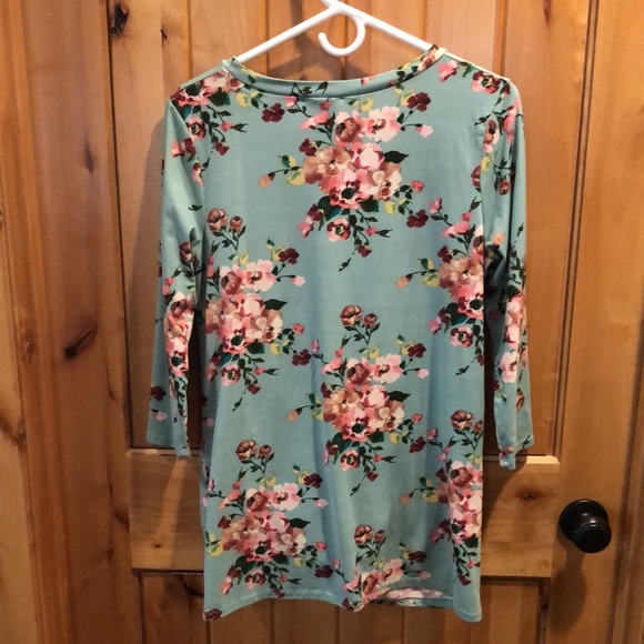 Women’s Sz M Reborn J 3/4 Sleeve Mint Floral Tunic Top w/ Knot - Picture 2 of 4